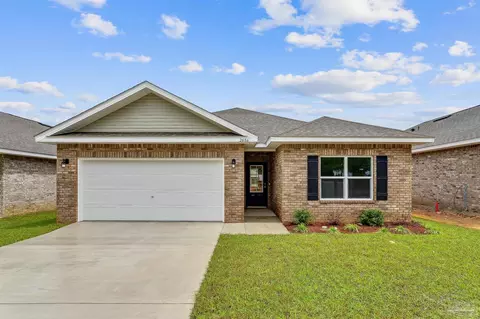 2709 Avalon St, Cantonment, FL 32533