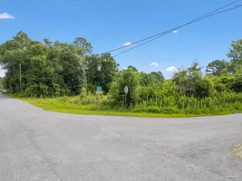726 Anzie Ave, Pensacola, FL 32514