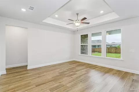 1632 Slate Dr, Cantonment, FL 32533 photo 3