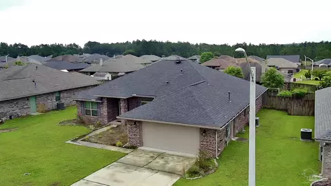 4855 Legacy St, Milton, FL 32570 photo 2