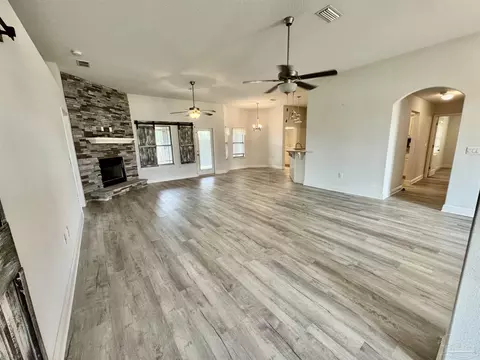 4855 Legacy St, Milton, FL 32570 photo 10