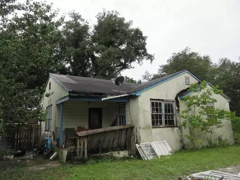 1981 Luneta St, Navarre, FL 32566