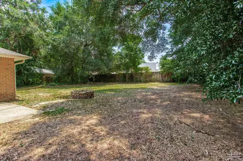 6141 Hamilton Bridge Rd, Milton, FL 32570 photo 3