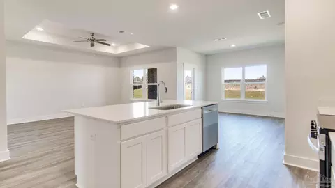 3079 Silver Maple Dr, Cantonment, FL 32533 photo 8