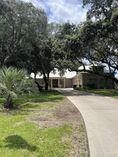 5288 Pale Moon Dr, Pensacola, FL 32507