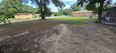 3021 N Roosevelt St, Pensacola, FL 32503