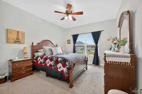 Bedroom - 9302 Iron Gate Blvd, Milton, FL 32570 photo 3 of 7