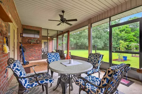 Exterior - 9302 Iron Gate Blvd, Milton, FL 32570 photo 4 of 10