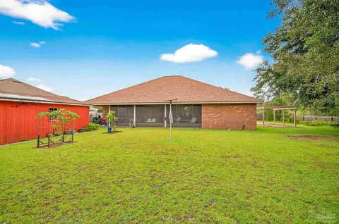 Exterior - 9302 Iron Gate Blvd, Milton, FL 32570 photo 8 of 10