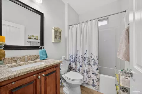 Bath - 9302 Iron Gate Blvd, Milton, FL 32570 photo 5 of 5