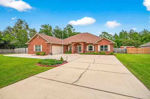 9302 Iron Gate Blvd, Milton, FL 32570
