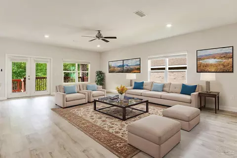 7822 Burnside Loop, Pensacola, FL 32526