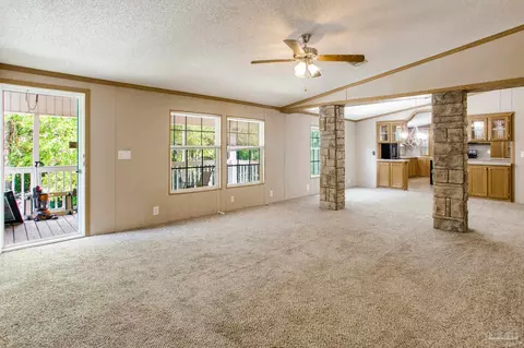 5709 Fairchild Dr, Crestview, FL 32539 photo 10
