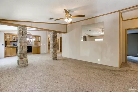 5709 Fairchild Dr, Crestview, FL 32539 photo 11