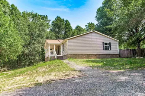 5709 Fairchild Dr, Crestview, FL 32539 photo 4