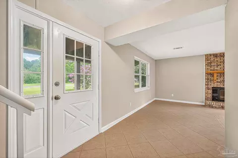 6152 Leon Ln, Pace, FL 32571 photo 8
