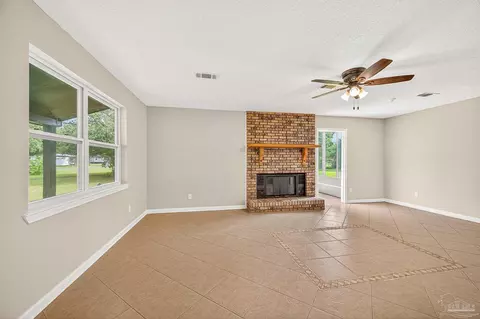 6152 Leon Ln, Pace, FL 32571 photo 3