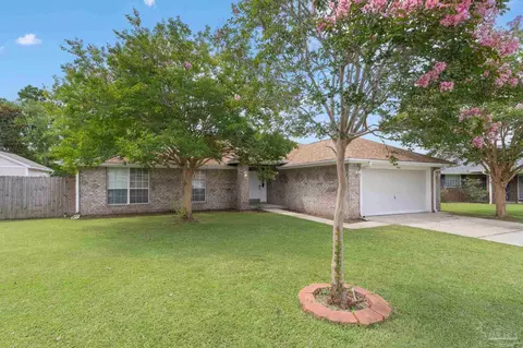 5642 Berrybrook Cr, Pace, FL 32571