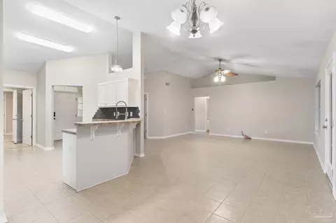 Living - 5642 Berrybrook Cr, Pace, FL 32571 photo 5 of 6
