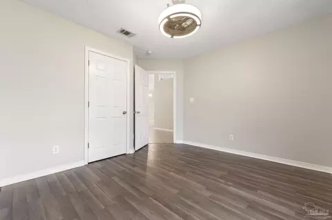 Bedroom - 5642 Berrybrook Cr, Pace, FL 32571 photo 2 of 5