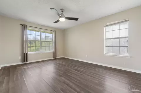 Living - 5642 Berrybrook Cr, Pace, FL 32571 photo 6 of 6