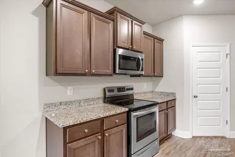 Kitchen - 3698 Hawks Landing Cir, Pace, FL 32571 photo 3 of 3