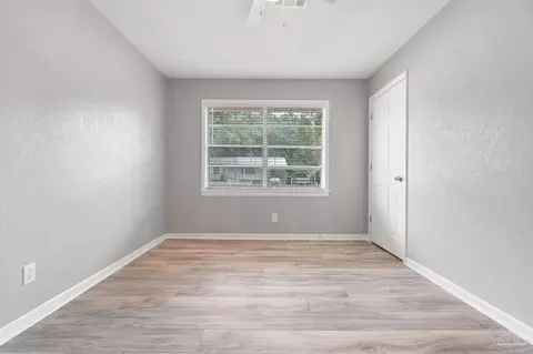 5733 Pecan St, Milton, FL 32570 photo 22