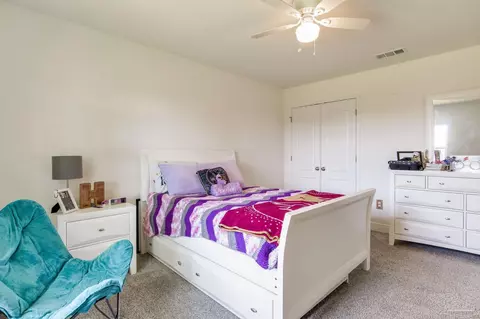 Bedroom - 5562 Dunridge Dr, Pace, FL 32571 photo 6 of 12