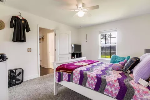Bedroom - 5562 Dunridge Dr, Pace, FL 32571 photo 5 of 12