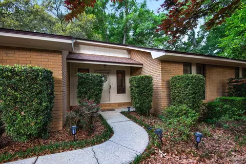 10385 Odaniel Dr, Pensacola, FL 32514