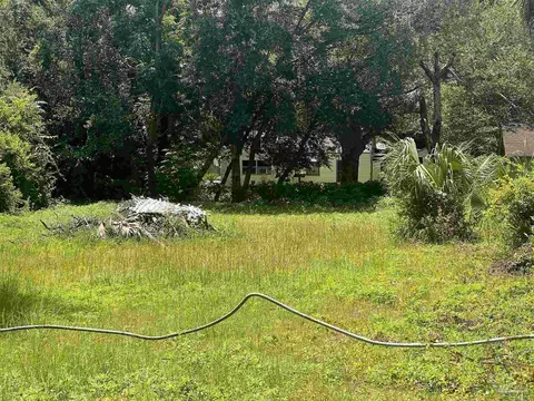3707 W Lee St, Pensacola, FL 32505