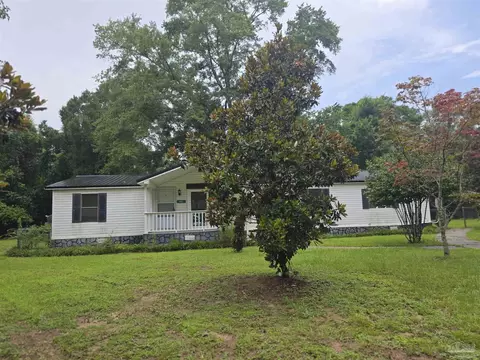 4833 Guernsey Rd, Pace, FL 32571