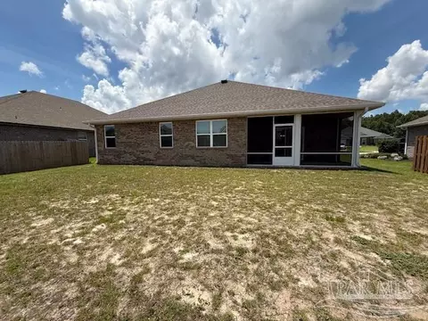 Exterior - 8917 Trail Ridge Rd, Milton, FL 32583 photo 3 of 7