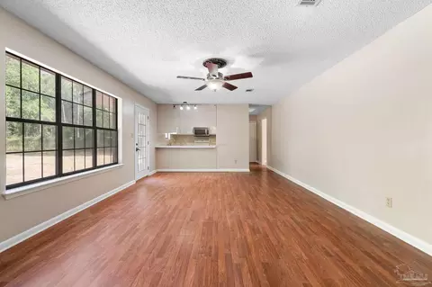 5325 Crystal Creek Dr, Pace, FL 32571 photo 10