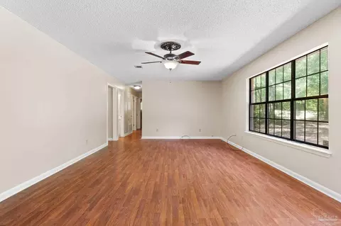 5325 Crystal Creek Dr, Pace, FL 32571 photo 11
