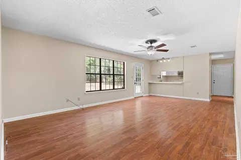 5325 Crystal Creek Dr, Pace, FL 32571 photo 9