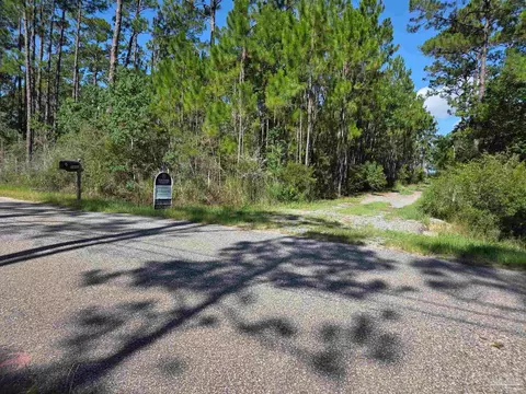 1301 Pearson Rd, Milton, FL 32583 photo 3