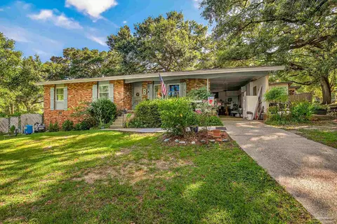 5500 E Shore Dr, Pensacola, FL 32505