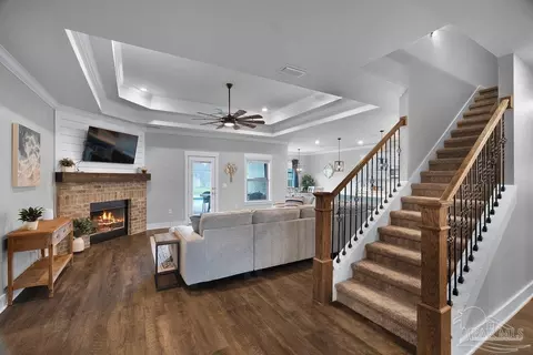 Entry Way - 5910 Cherry Hill Cir, Pace, FL 32571 photo 3 of 7