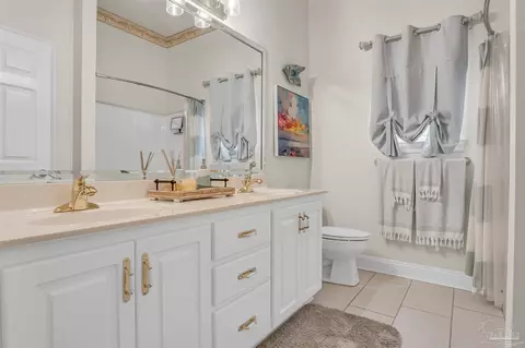 Bath - 5649 Sandstone Dr, Pace, FL 32571 photo 2 of 3