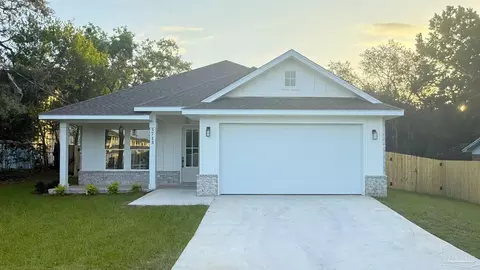 5713 Monterey Ave, Pensacola, FL 32507