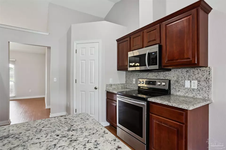 Other - 578 Batten Blvd, Pensacola, FL 32507 photo 2 of 9