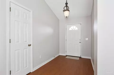 Entry Way - 578 Batten Blvd, Pensacola, FL 32507 photo 1 of 1