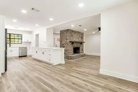 Living - 4645 Briaroak Dr, Pace, FL 32571 photo 1 of 3