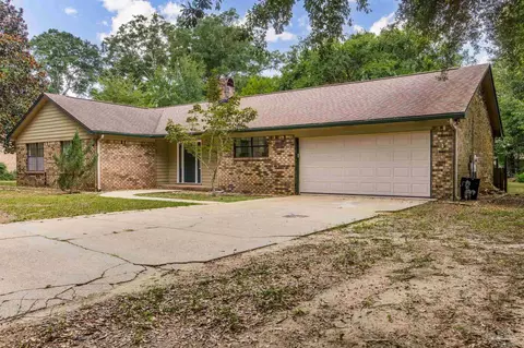 4645 Briaroak Dr, Pace, FL 32571