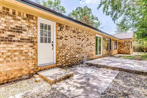 Exterior - 4645 Briaroak Dr, Pace, FL 32571 photo 5 of 7