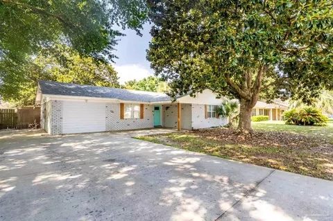 706 Whiporwill Ln, Destin, FL 32541