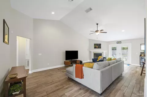 Living - 6049 Autumn Pines Cir, Pace, FL 32571 photo 2 of 2