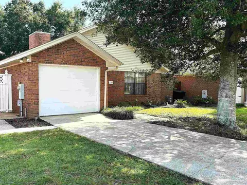 3251 Wythe Cir, Pensacola, FL 32504