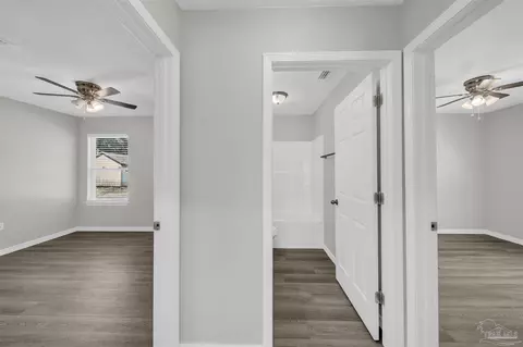 3033 N 13th Ave, Milton, FL 32583 photo 6